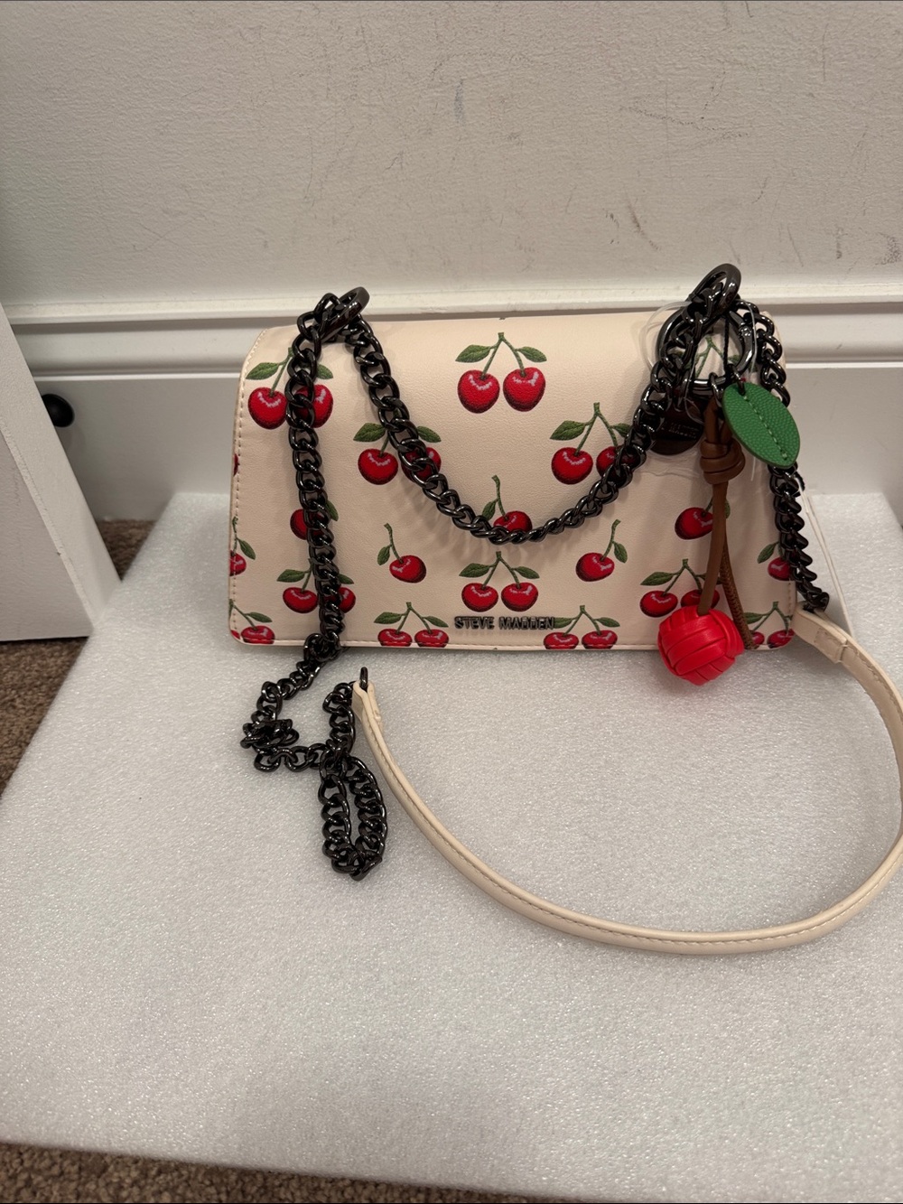 Steve Madden cherry print crossbody bag purse NWT